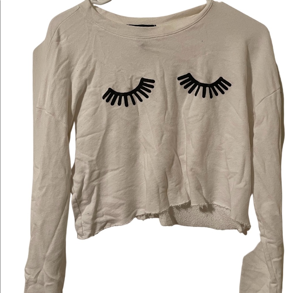 Forever 21 white cropped sweater with eyelash